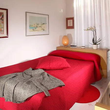 Boutique Galatea מלון 3*