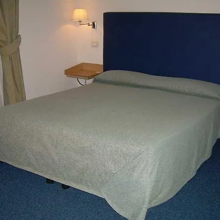Boutique Galatea 3*